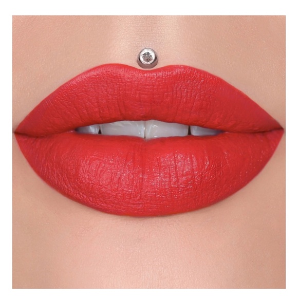 CHERRY SODA New in Box Jeffree Star Velvet Trap Lipstick Muted Red - Picture 1 of 9